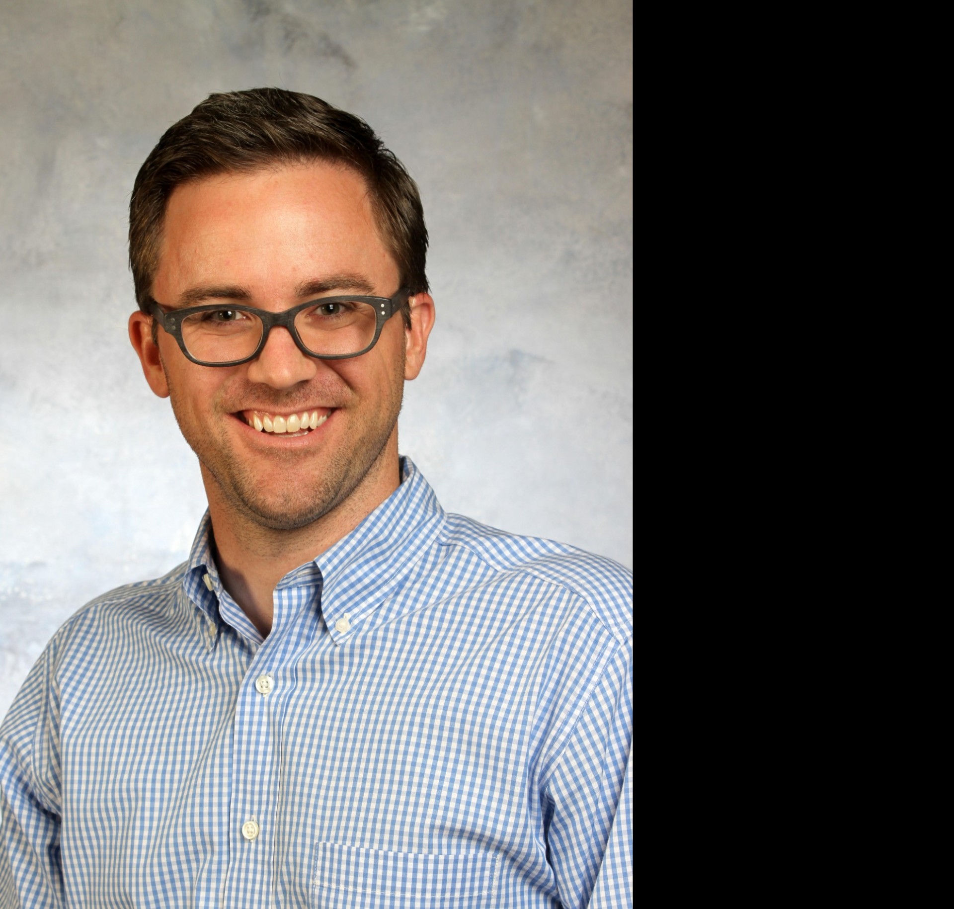 photo of Dustin D. Stewart